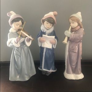 Lladró Set of 3 Carolers/Musicians